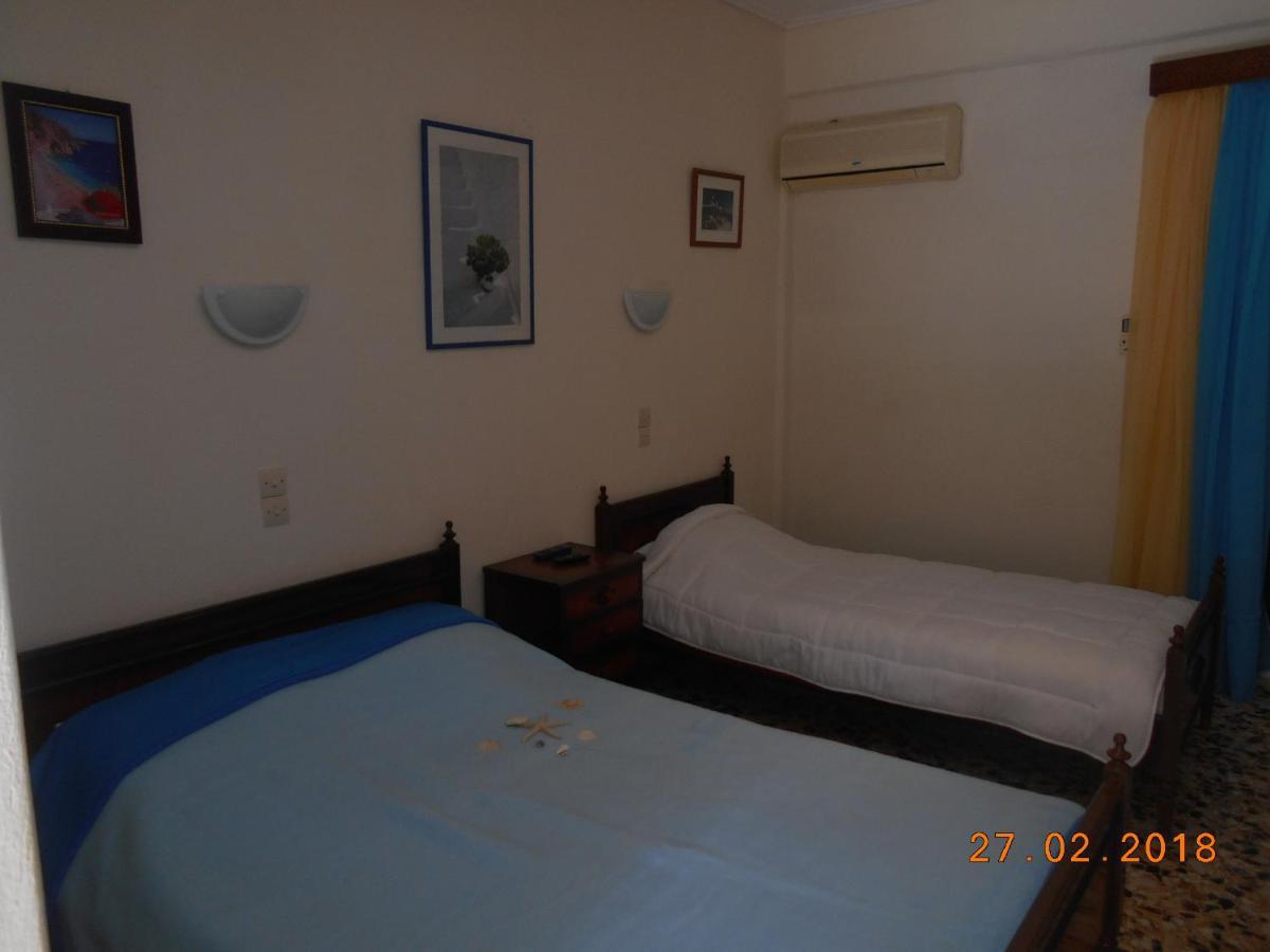 Kotsifas Rooms Tirós Екстериор снимка