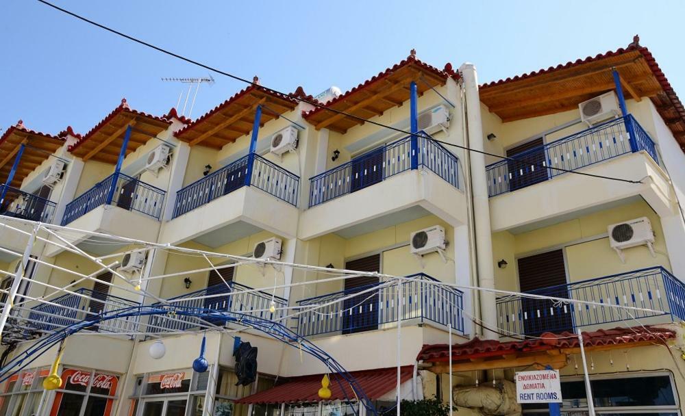 Kotsifas Rooms Tirós Екстериор снимка